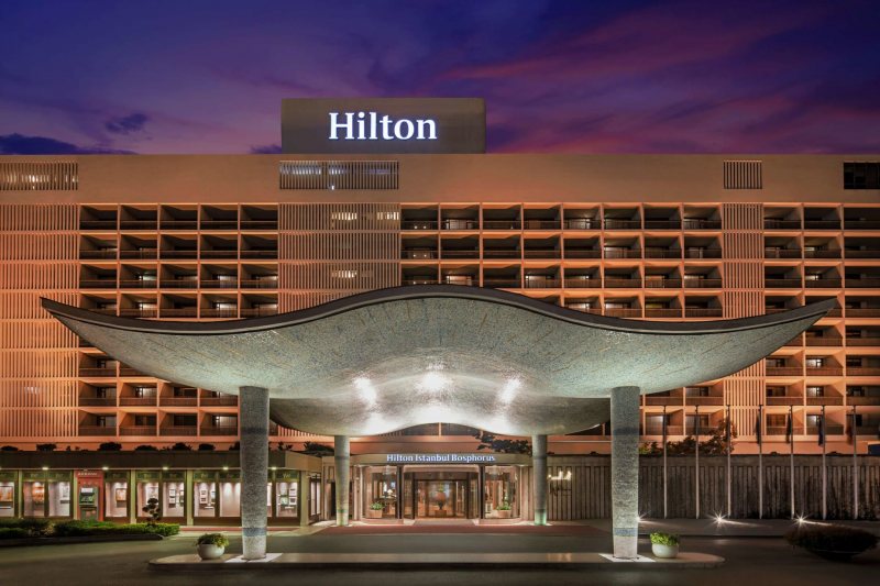 Personal Assistant to General Manager in Hilton