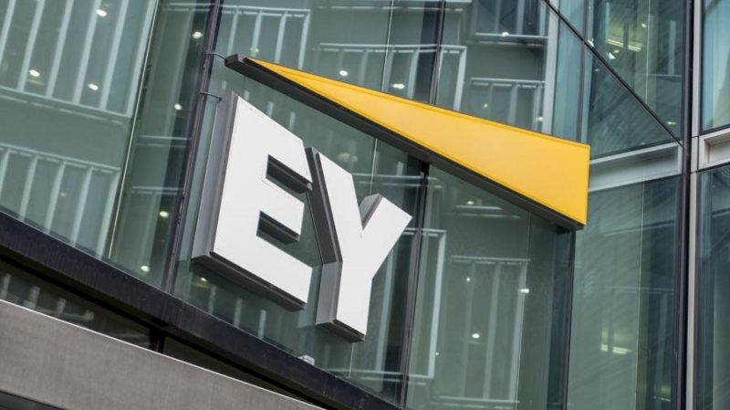Accounts Recievable Associate , EY